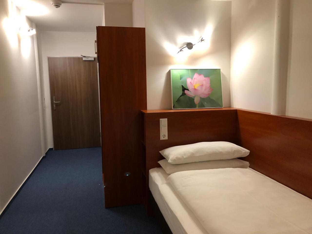 Hotel Mirabell Erlangen Exterior foto
