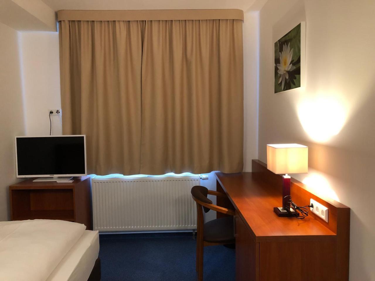 Hotel Mirabell Erlangen Exterior foto